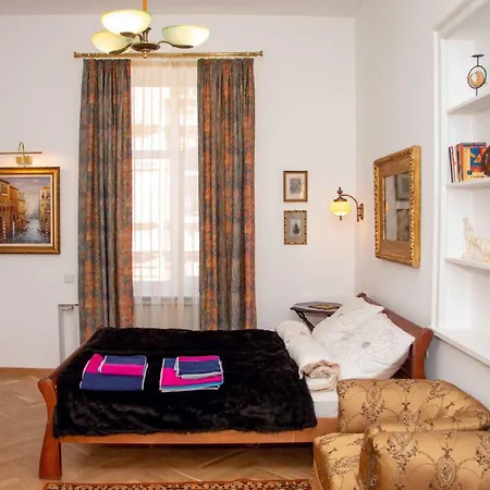 Antique * Львів