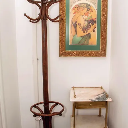 Antique Апартаменти Львів